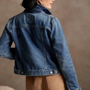 Banana Republic Essential Jean Jacket Classic Denim Style - Size M